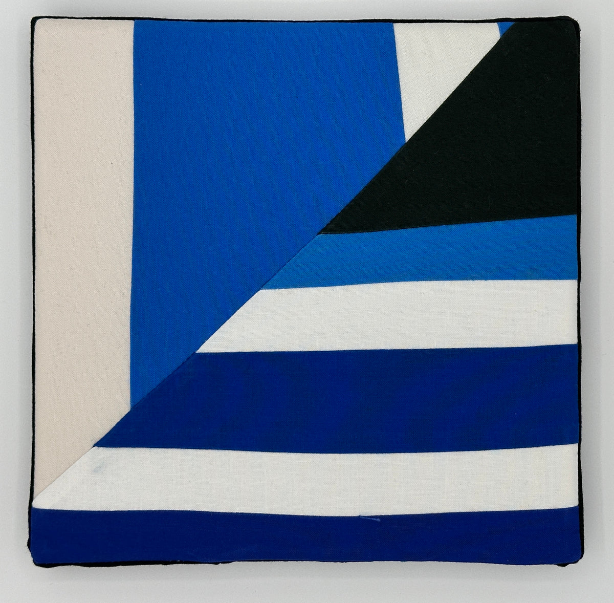 Blue and white half square triangle